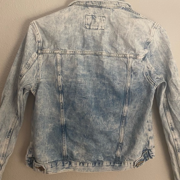 Jean Jacket distressed - Picture 2 of 5